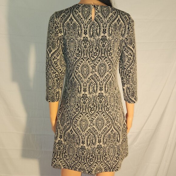 London Style collection short dress. Tan/Black in size 4-Petite - Picture 11 of 16